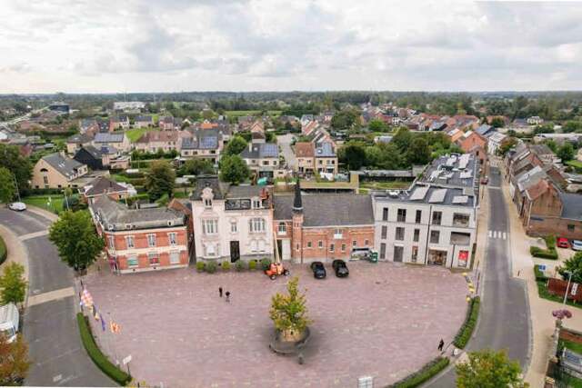 AUTOSTAANPLAATS HEFFENA 5